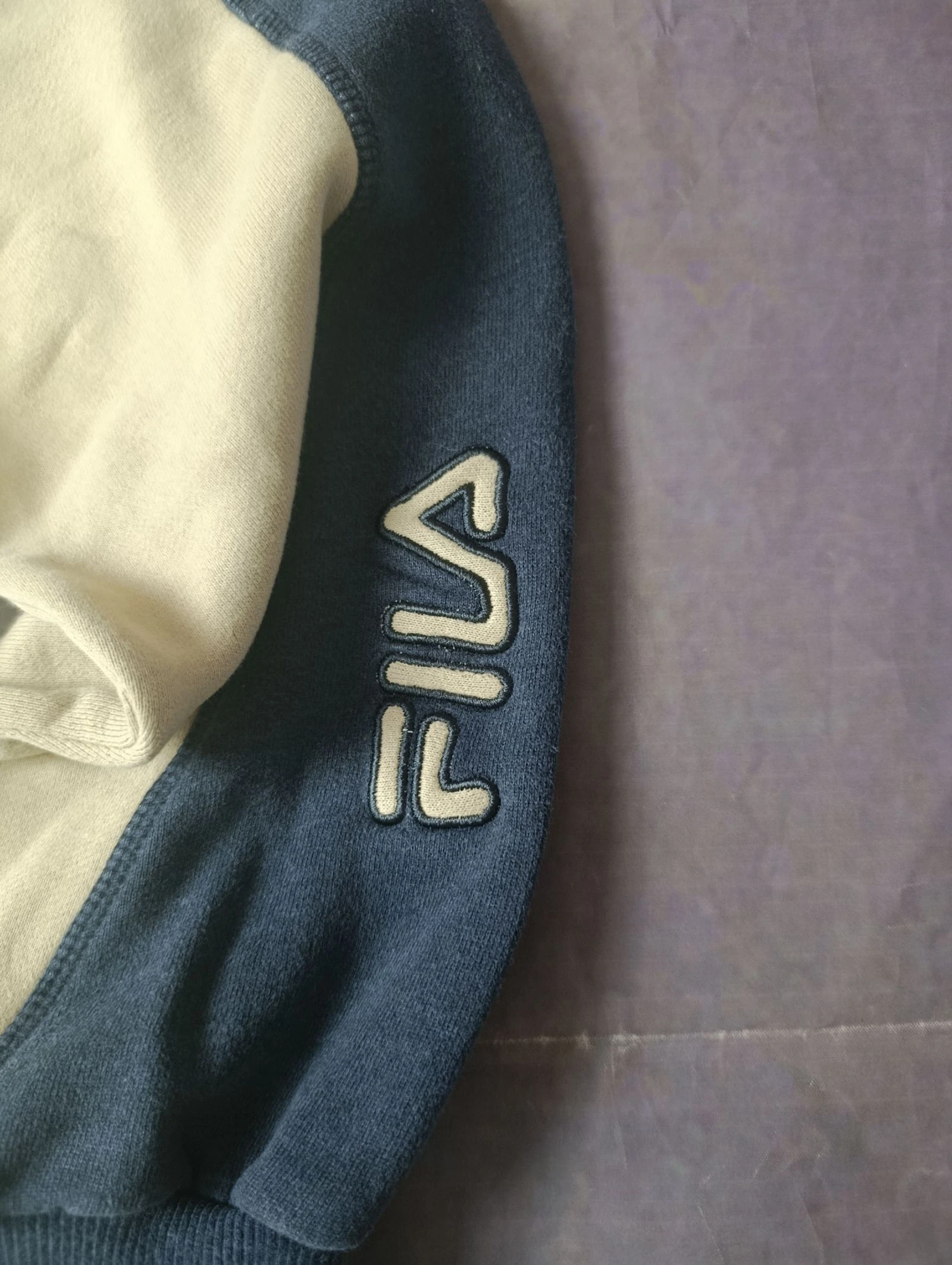FILA Vintage Beige & Navy Blue Crewneck Sweatshirt Size XL – photo 3